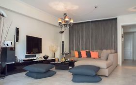 Designer'S Apartment Close To City Center
